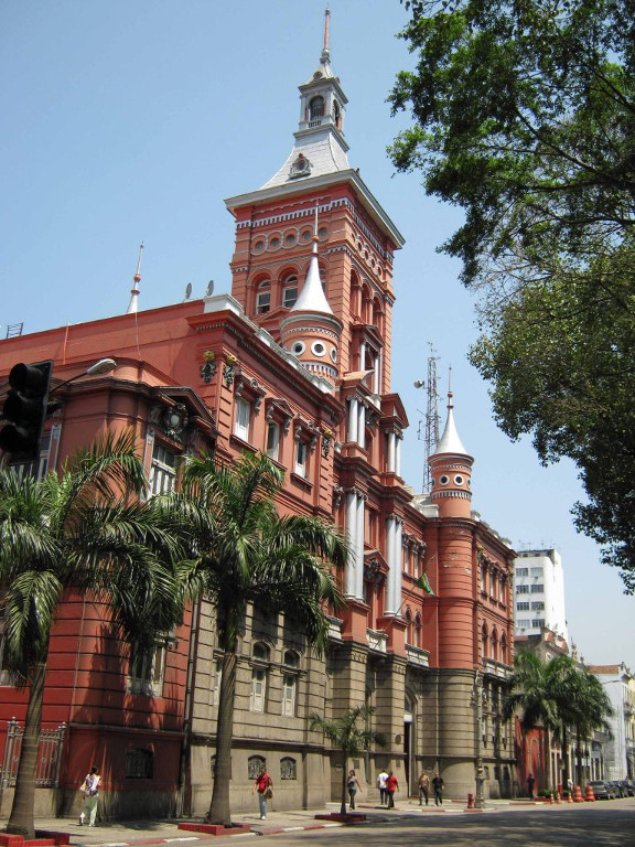 Quartel do Corpo de Bombeiros Militar do Estado do Rio de Janeiro (CBMERJ) na Praça da República