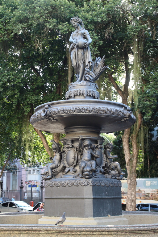 Chafariz da Praça São Salvador