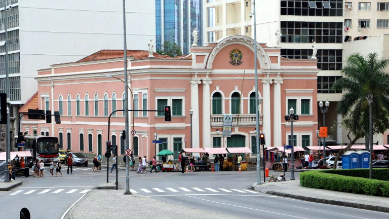 Solar do Marquês do Lavradio – Atual Sociedade Brasileira de Belas Artes.