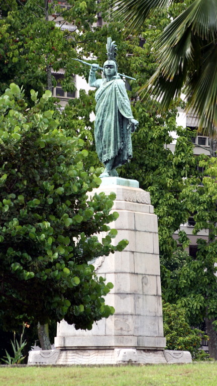 Monumento ao índio asteca Cuauhtémoc no Flamengo