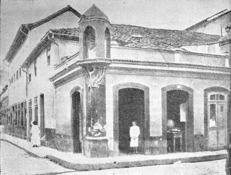 Oratório que iluminava a esquina das ruas da Alfândega e Regente Feijó.