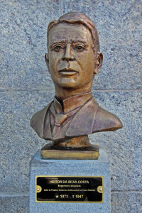 Busto de Heitor da Silva Costa Busto de Heitor da Silva Costa